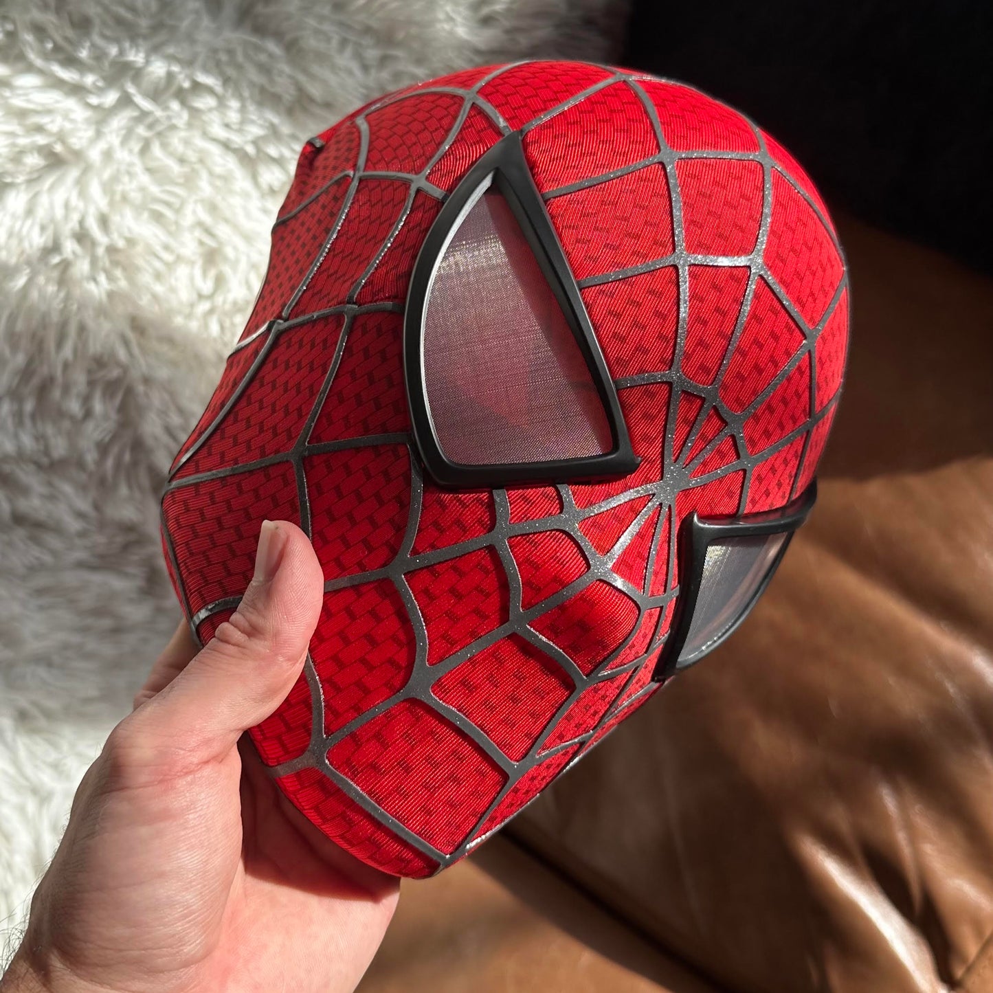 MASQUE INSPIRÉ DE TOBEY (VERSIONS STANDARD ET SYMBIOTE)